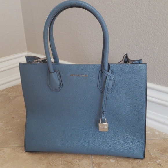 Michael Kors Handbags - Michael Kors Handbag